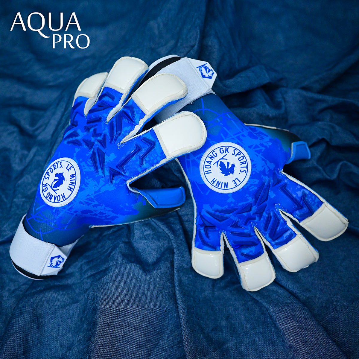 Aqua Pro Goalkeeper Gloves Engineered for Elite Performance