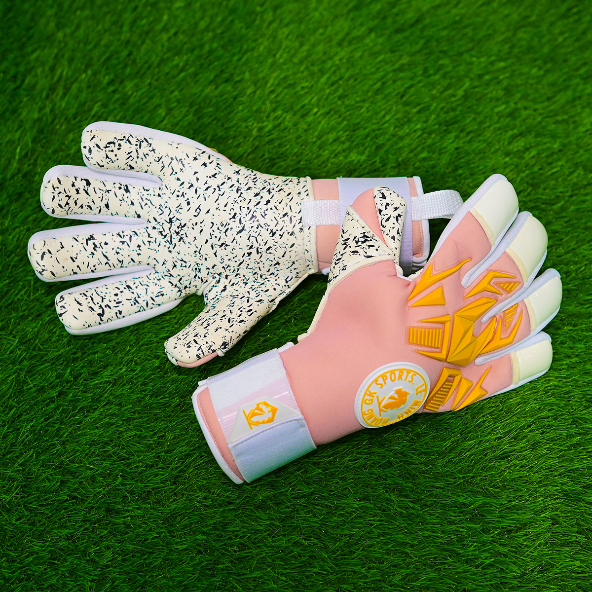 Diamond Pro Goalkeeper Gloves Precision Cut, Elite Brilliance
